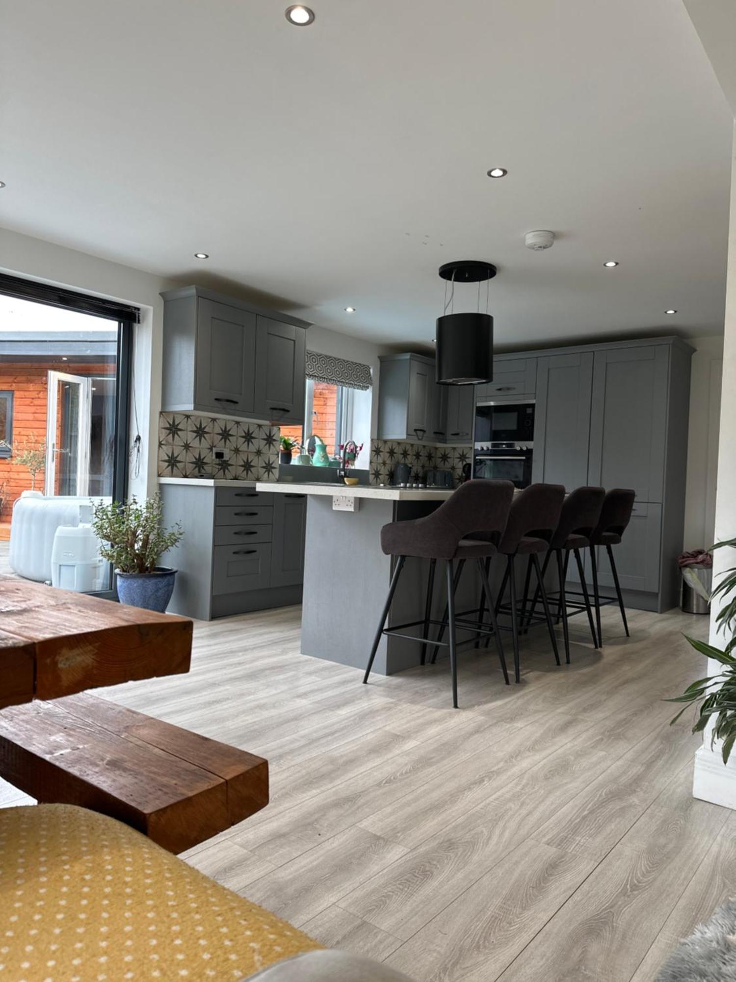 Modern Harrogate House Sleeps 10, Cinema Room & Hot Tub Экстерьер фото